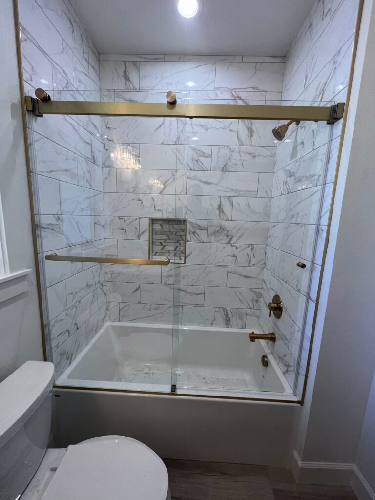 elevated-glass-nw-lake-oswego-shower-door2